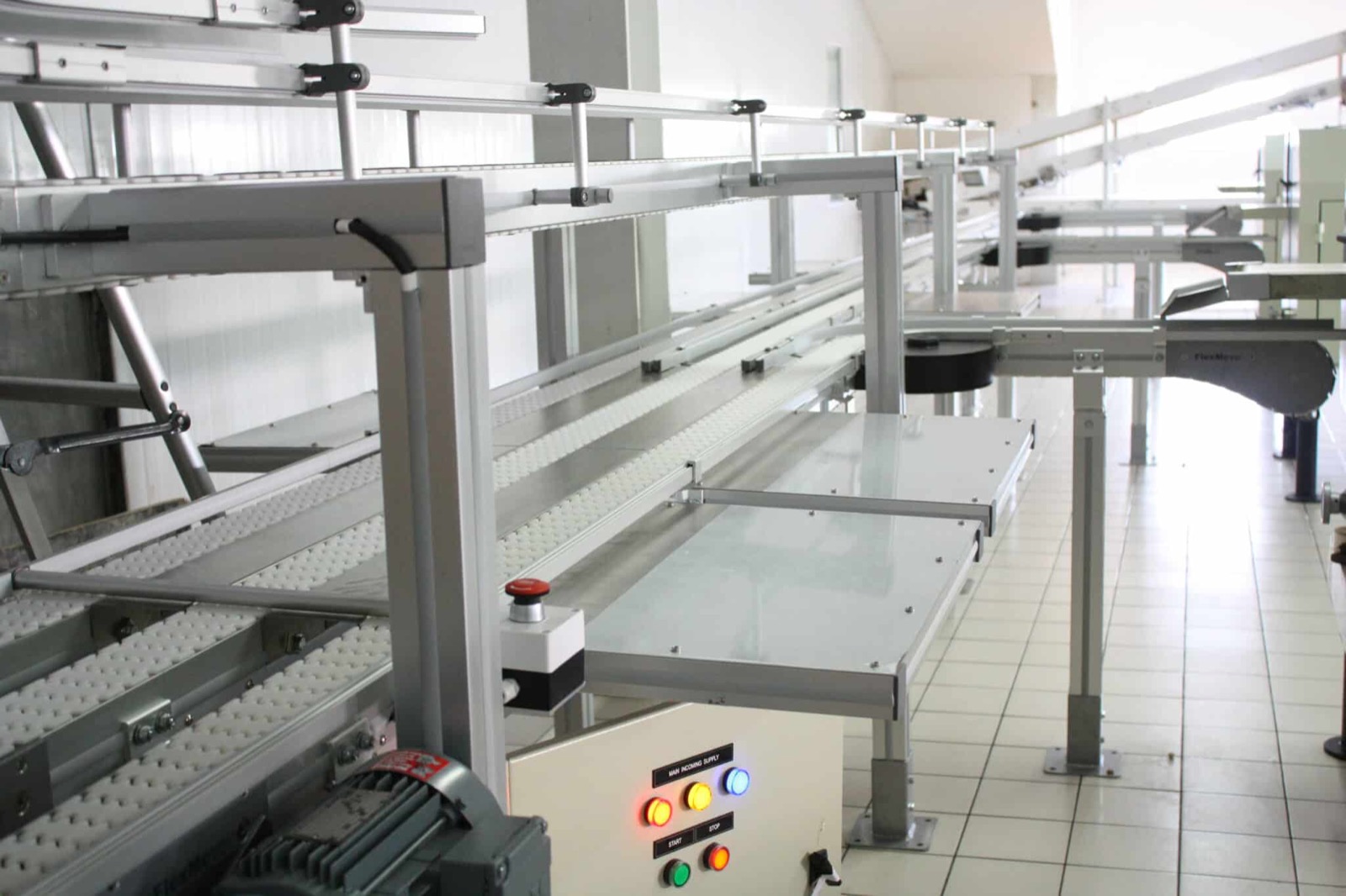 Automated conveyor line (third-party reference photo)