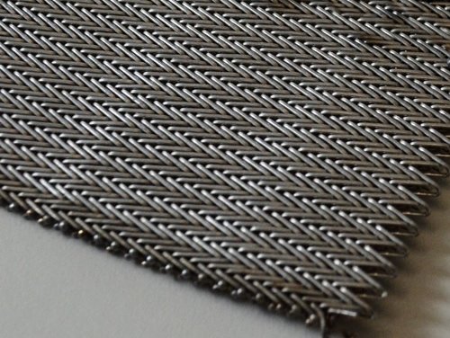 Compound-balanced stainless-steel woven mesh belt (third-party reference photo)
